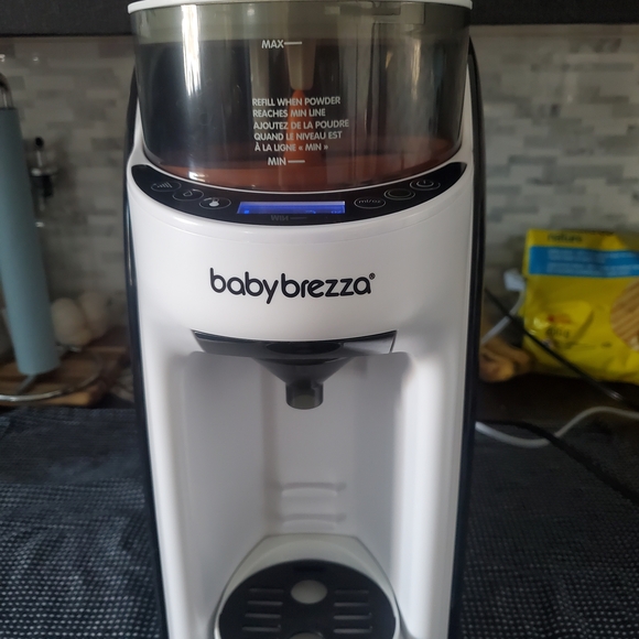 Baby Brezza Formula Pro Advanced - Picture 2 of 4